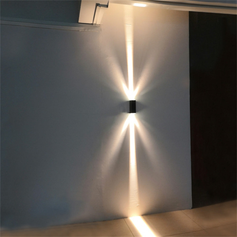 D1036-Gufoo Outdoor Light
